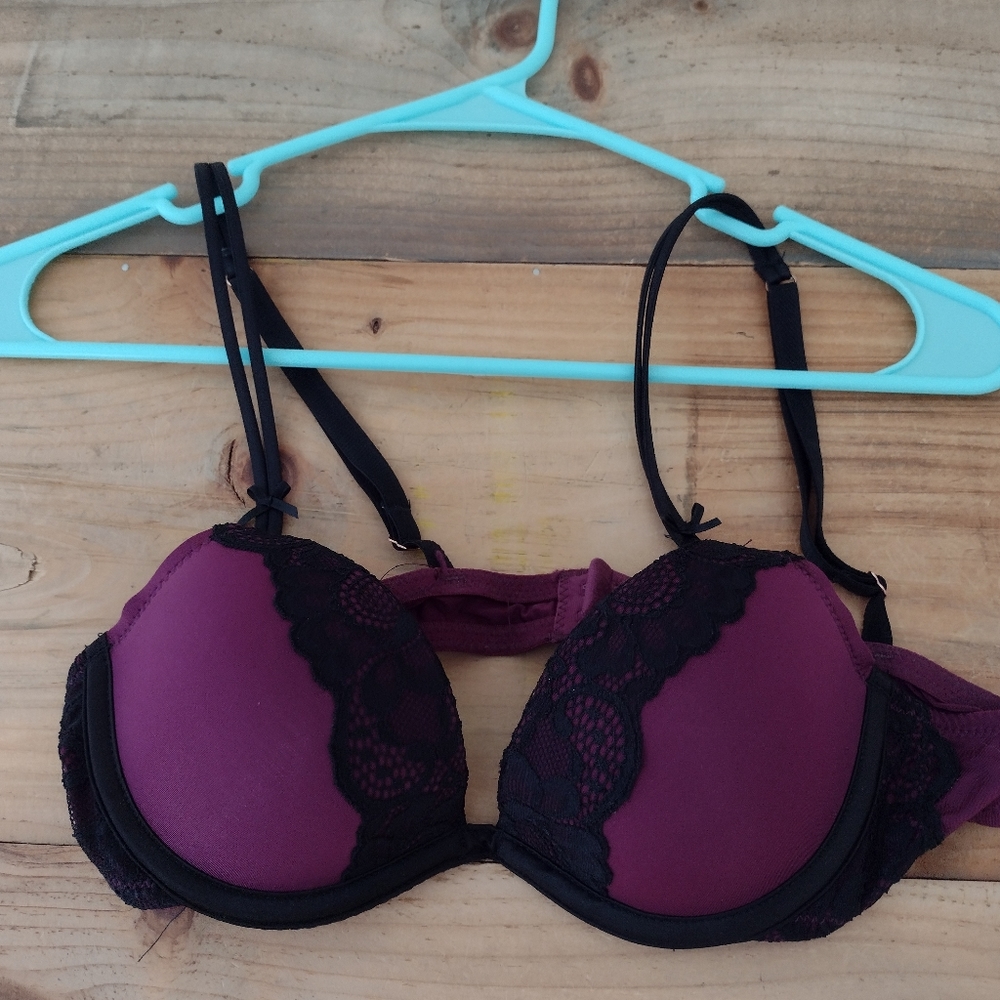 Rose + Vine Purple & Black Lace Push Up Bra Size 34A